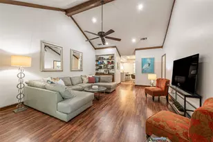 2253 Farrington Ln, Hurst, TX 76054 - Photo 10
