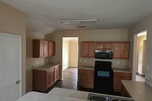 104 Idlewheat Ln, Dallas, TX 75241 - Photo 6