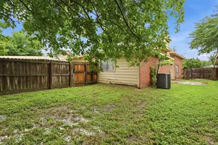2540 Winter Oak St, Dallas, TX 75227 - Photo 24