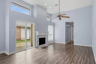 2540 Winter Oak St, Dallas, TX 75227 - Photo 2