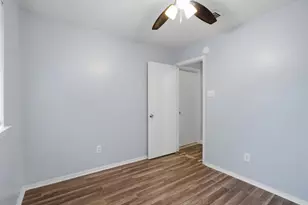 2540 Winter Oak St, Dallas, TX 75227 - Photo 12