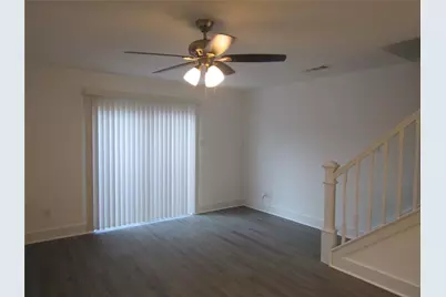 818 W Collins Street, Denton, TX 76201 - Photo 4