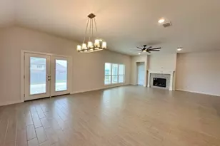 2664 Streamside Dr, Burleson, TX 76028 - Photo 6