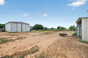 1102 Old Base Rd, Aurora, TX 76078 - Photo 34