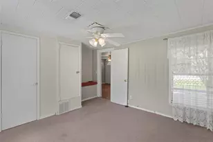 829 W 9th St, Bonham, TX 75418 - Photo 12