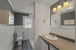 829 W 9th St, Bonham, TX 75418 - Photo 18