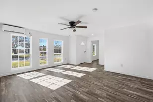 807 Adkins St, Bowie, TX 76230 - Photo 8