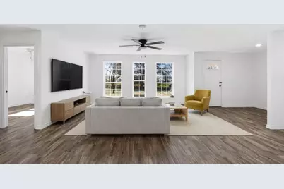 807 Adkins Street, Bowie, TX 76230 - Photo 6