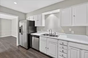 9809 Matchpoint Pl, Dallas, TX 75243 - Photo 8