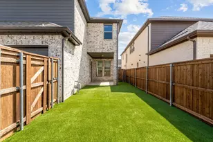 733 Isabel St, Celina, TX 75009 - Photo 32
