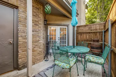 5757 Martel Avenue #B01, Dallas, TX 75206 - Photo 12