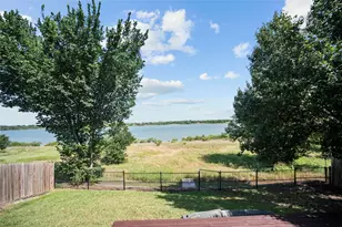2832 Appaloosa Ct, Little Elm, TX 75068 - Photo 34