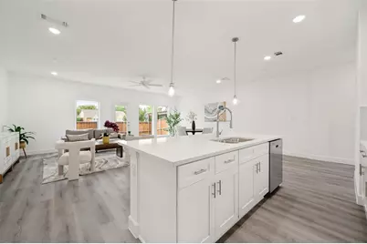 5609 Woodlands Drive, The Colony, TX 75056 - Photo 12