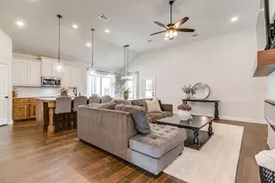 9932 Chaparral Pass, Fort Worth, TX 76126 - Photo 8