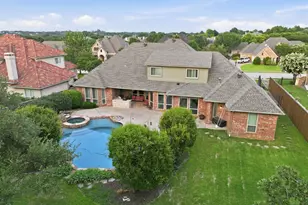 1016 Meandering Woods Dr, Keller, TX 76248 - Photo 4