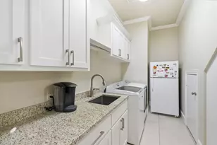1016 Meandering Woods Dr, Keller, TX 76248 - Photo 32