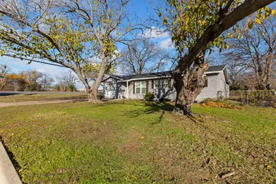 1001 Altamont Drive, Fort Worth, TX 76106 - Photo 4