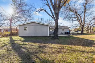 1001 Altamont Dr, Fort Worth, TX 76106 - Photo 32