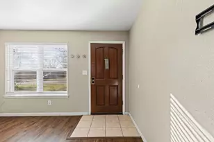 1001 Altamont Dr, Fort Worth, TX 76106 - Photo 8
