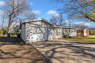 1001 Altamont Dr, Fort Worth, TX 76106 - Photo 2