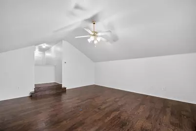 1060 Westbrook Court, Grand Prairie, TX 75052 - Photo 6