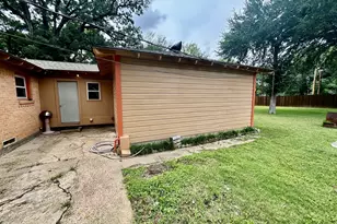 10803 Leota Dr, Dallas, TX 75217 - Photo 38