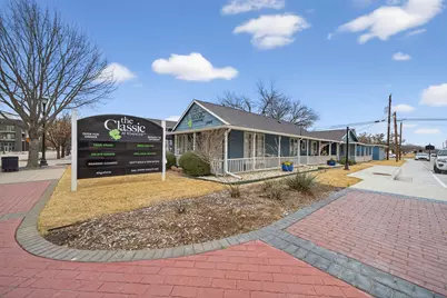 504 N Oak Street, Roanoke, TX 76262 - Photo 1