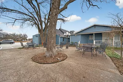 504 N Oak Street, Roanoke, TX 76262 - Photo 4