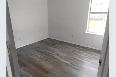 6936 Laurelhill Court N, Fort Worth, TX 76133 - Photo 8
