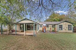 1208 Sunset St, Waco, TX 76710 - Photo 18
