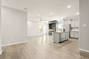 9704 Autumn Leaves Ln, Aubrey, TX 76227 - Photo 10