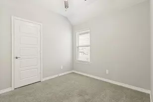 9704 Autumn Leaves Ln, Aubrey, TX 76227 - Photo 20