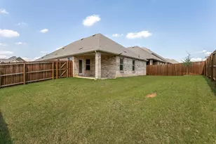 9704 Autumn Leaves Ln, Aubrey, TX 76227 - Photo 22