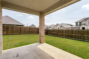 9704 Autumn Leaves Ln, Aubrey, TX 76227 - Photo 26