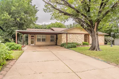 804 N Ector Drive, Euless, TX 76039 - Photo 2