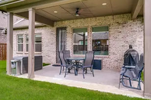 1321 Windflower Dr, Aubrey, TX 76227 - Photo 18