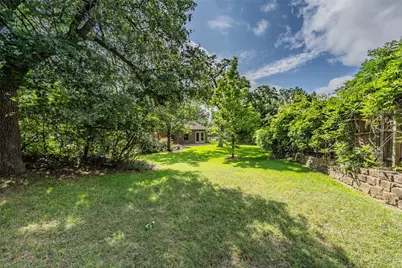 2728 Park Place, Burleson, TX 76028 - Photo 22