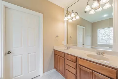 2728 Park Place, Burleson, TX 76028 - Photo 8