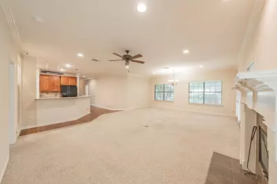 2728 Park Place, Burleson, TX 76028 - Photo 4