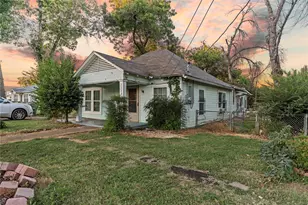 2720 S 2nd St, Waco, TX 76706 - Photo 2