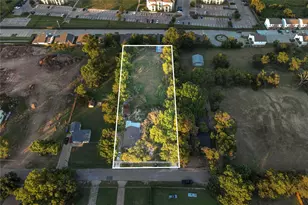 2720 S 2nd St, Waco, TX 76706 - Photo 4