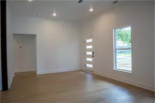 506 N Monroe, Kaufman, TX 75142 - Photo 6