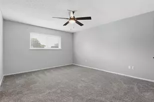 1323 Hemphill Dr, Cleburne, TX 76033 - Photo 32