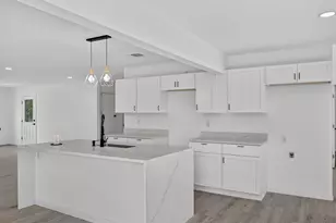2402 E Overton Rd, Dallas, TX 75216 - Photo 2