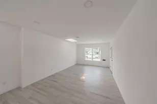 2402 E Overton Rd, Dallas, TX 75216 - Photo 8