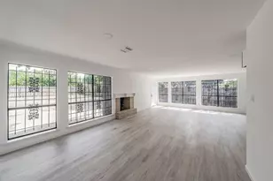 2402 E Overton Rd, Dallas, TX 75216 - Photo 30