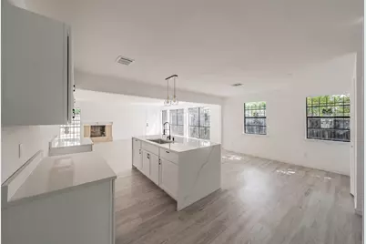 2402 E Overton Road, Dallas, TX 75216 - Photo 10