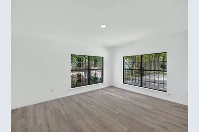 2402 E Overton Road, Dallas, TX 75216 - Photo 20