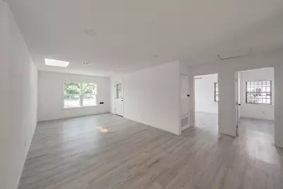 2402 E Overton Road, Dallas, TX 75216 - Photo 16