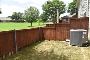 3212 Judge Holland Ln, Plano, TX 75025 - Photo 24